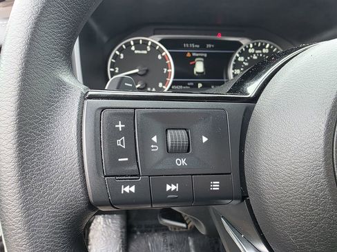 Used 2021 Nissan Rogue S image 18