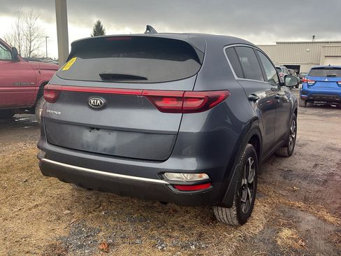 Used 2020 Kia Sportage LX image 3
