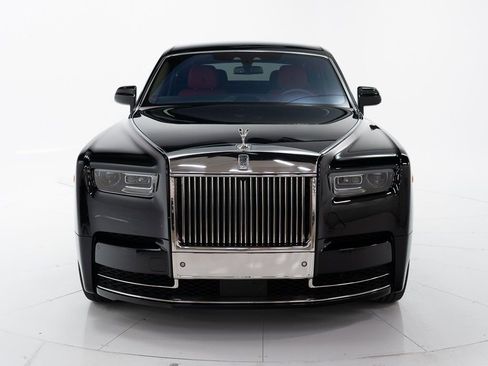 Certified 2024 Rolls-Royce Phantom Sedan w/ The Phantom Package image 8