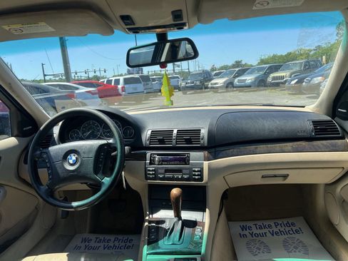 Used 2000 BMW 323i Sedan image 13