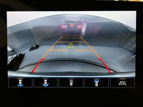 Used 2022 Chevrolet Corvette Stingray w/ Z51 Performance Package image 15