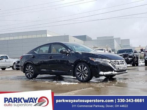 Used 2025 Nissan Sentra SV w/ SV Premium Package image 1