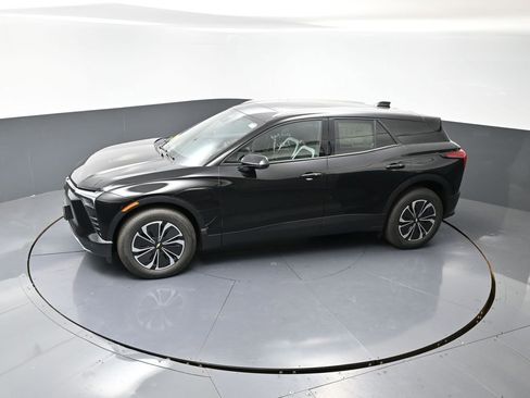 New 2026 Chevrolet Blazer EV LT image 38