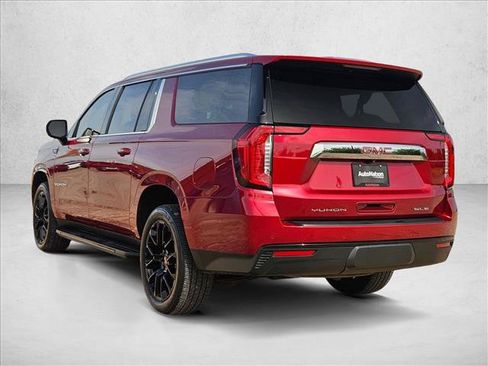 Used 2022 GMC Yukon XL SLE RWD image 7