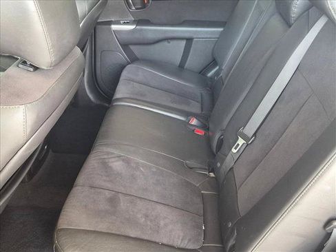 Used 2011 Hyundai Santa Fe SE AWD/4WD image 17