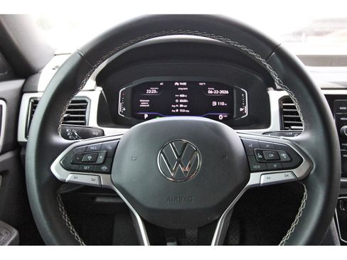 Used 2022 Volkswagen Atlas Cross Sport SE FWD image 15