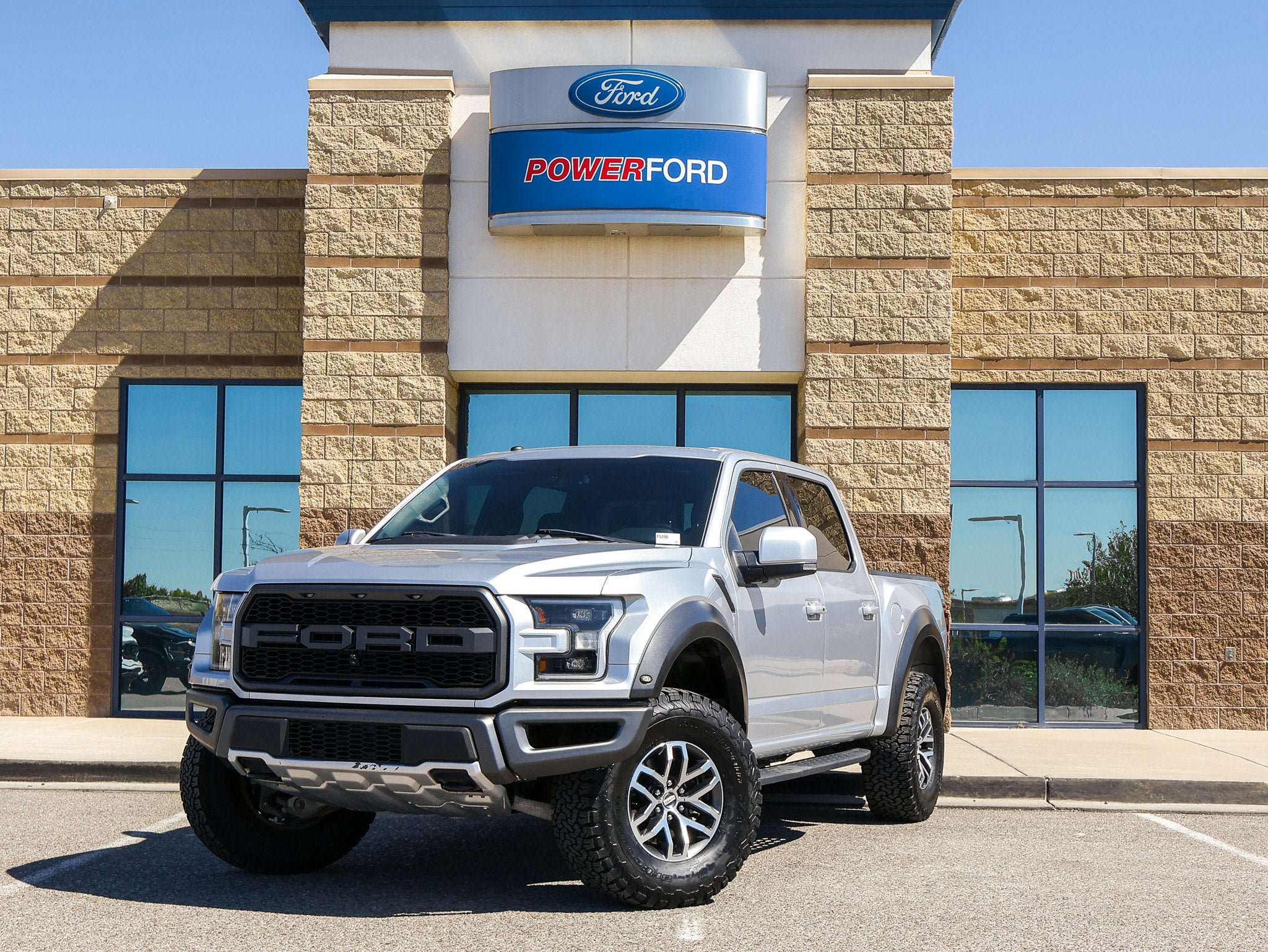 Certified 2018 Ford F150 Raptor w/ Equipment Group 802A Luxury AWD/4WD image 2