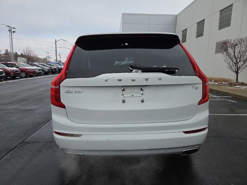 Used 2019 Volvo XC90 T6 Momentum image 7