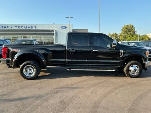 Used 2022 Ford F350 Lariat w/ Lariat Ultimate Package AWD/4WD image 12