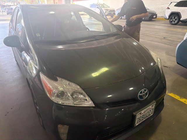 Used 2015 Toyota Prius Two FWD image 1