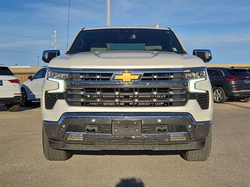 Used 2022 Chevrolet Silverado 1500 LTZ w/ Z71 Off-Road Package image 10