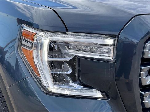 Used 2022 GMC Sierra 1500 AT4 w/ AT4 Premium Package AWD/4WD image 24