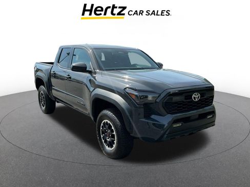 Used 2025 Toyota Tacoma TRD Off-Road AWD/4WD image 1