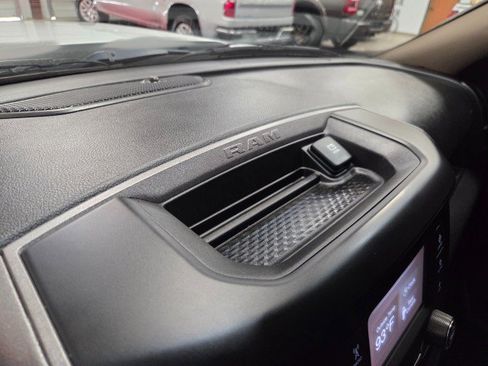 Used 2020 RAM 3500 Tradesman w/ Chrome Appearance Group AWD/4WD image 64