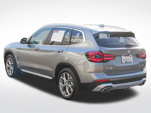 Used 2024 BMW X3 sDrive30i w/ Convenience Package image 4