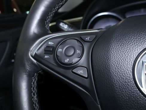 Used 2019 Buick Envision Essence image 22