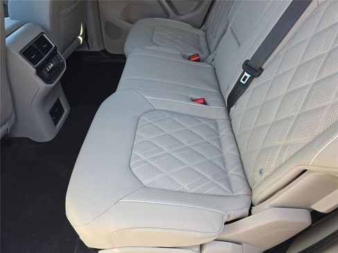 New 2026 Volkswagen Atlas SEL Premium R-Line image 16