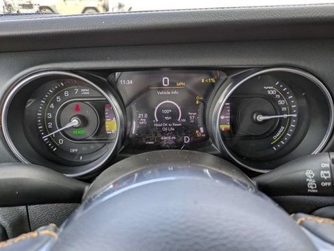 Used 2021 Jeep Wrangler Unlimited Sahara AWD/4WD image 28