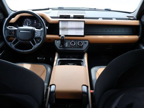 Used 2024 Land Rover Defender 110 X AWD/4WD image 14