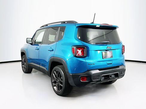 Used 2021 Jeep Renegade Latitude image 5