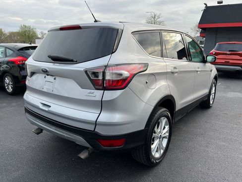 Used 2017 Ford Escape SE FWD image 6