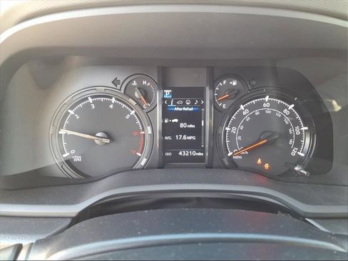 Certified 2023 Toyota 4Runner SR5 Premium image 27