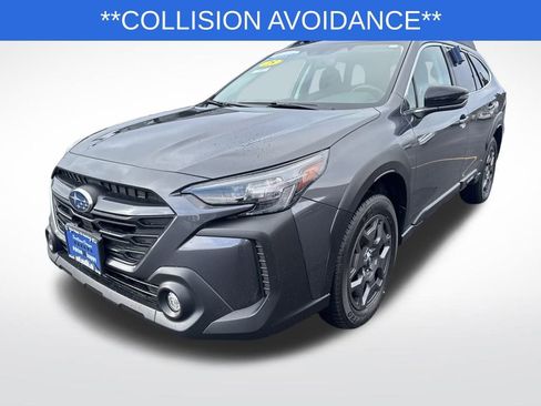 Certified 2025 Subaru Outback Premium image 3