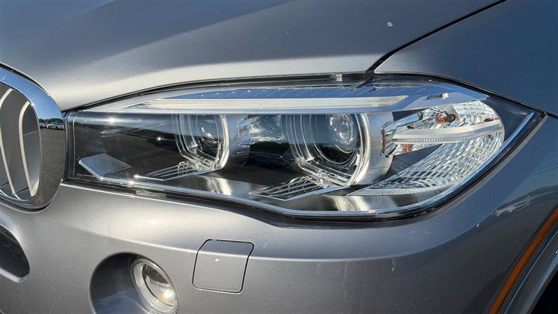 Used 2017 BMW X5 xDrive50i AWD/4WD image 12