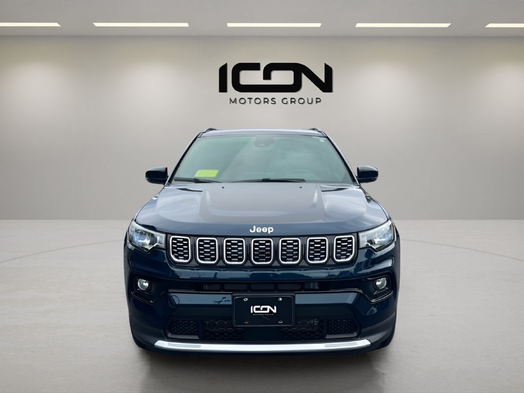 Used 2026 Jeep Compass Limited w/ Mopar Graphics Package AWD/4WD image 8