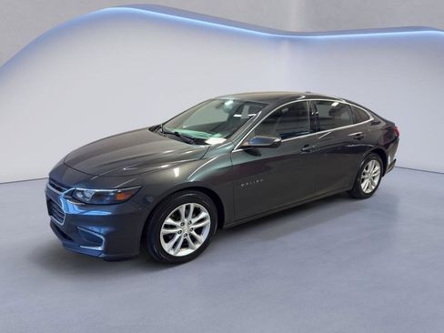 Used 2016 Chevrolet Malibu LT image 3