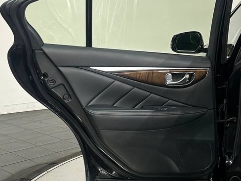 Used 2015 INFINITI Q50 AWD w/ Technology Package image 40