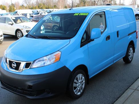 Used 2021 Nissan NV200 SV image 3