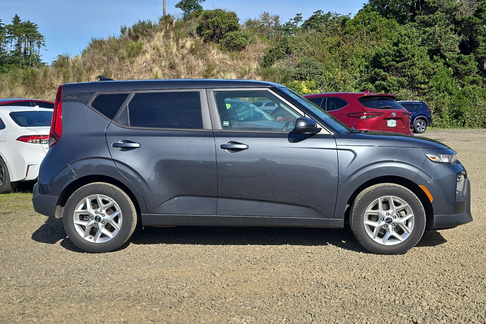 Used 2020 Kia Soul S FWD image 4