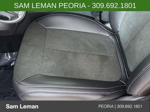 New 2025 Jeep Grand Cherokee Altitude image 19