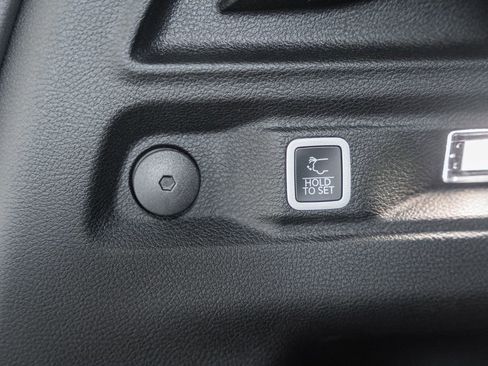 New 2025 Jeep Grand Cherokee L Limited w/ Luxury Tech Group II image 11