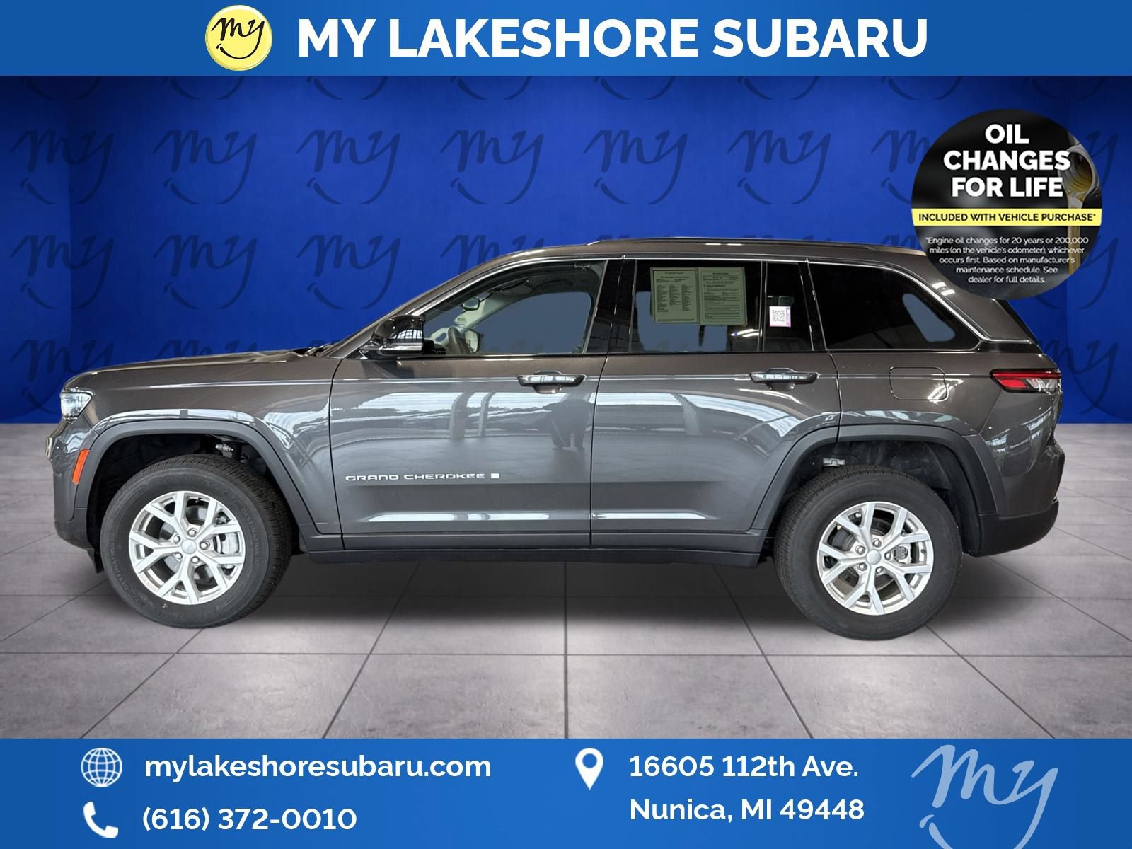 Used 2023 Jeep Grand Cherokee Limited AWD/4WD image 4