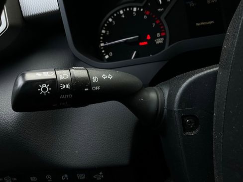 Used 2022 Toyota Tundra Limited w/ Power Package image 39