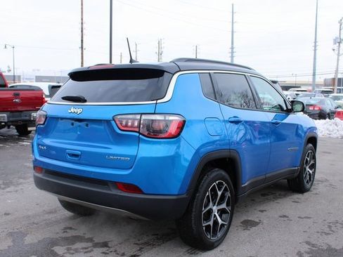 Used 2024 Jeep Compass Limited image 39