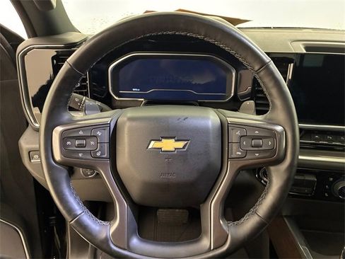 Used 2024 Chevrolet Silverado 1500 High Country w/ High Country Premium Package image 22