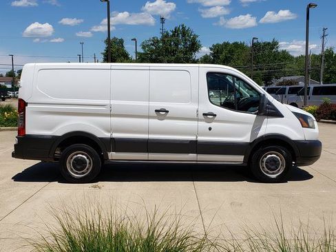 Used 2017 Ford Transit 150 130 Low Roof RWD image 7
