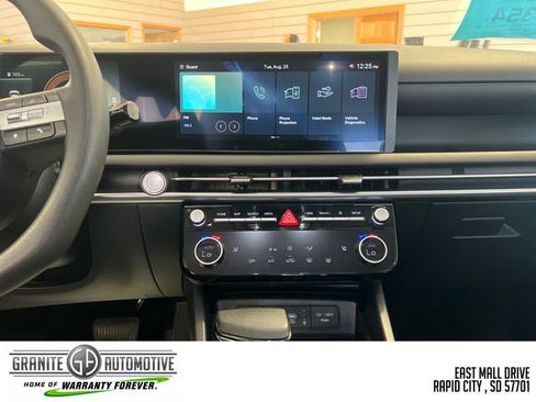 Used 2025 Hyundai Tucson SEL FWD image 18