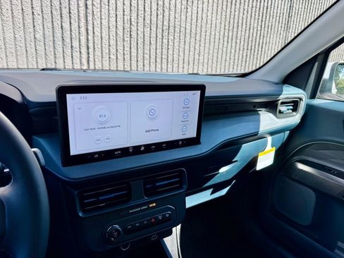 New 2025 Ford Maverick Lobo image 22