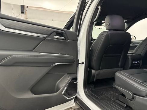 New 2026 GMC Acadia Elevation w/ Elevation Premium Package FWD image 41