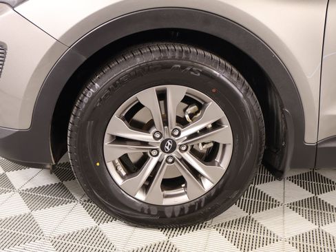 Used 2015 Hyundai Santa Fe Sport w/ Option Group 02 FWD image 16