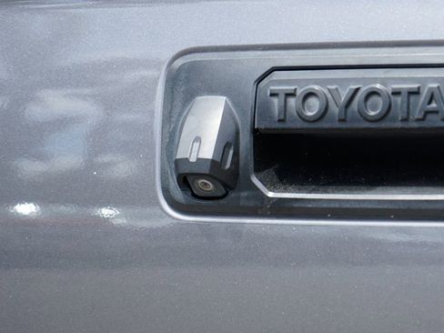 Used 2015 Toyota Tundra SR5 w/ SR5 Upgrade Package image 43