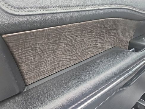 Used 2019 Ford Expedition Limited w/ Equipment Group 302A image 15