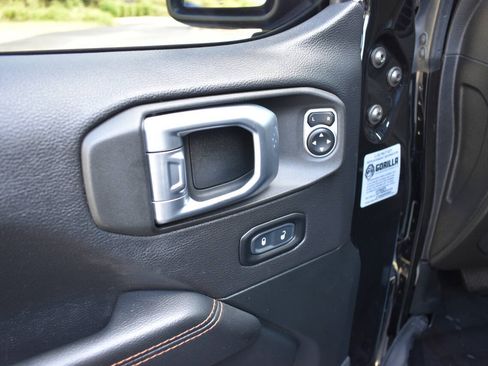 Used 2020 Jeep Gladiator Mojave AWD/4WD image 17