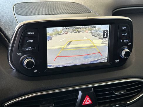 Used 2019 Hyundai Santa Fe SE FWD image 17