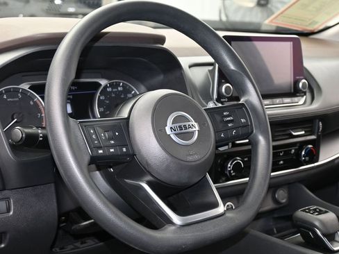 Used 2021 Nissan Rogue S image 13