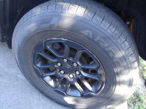 Used 2025 RAM 1500 Rebel w/ Rebel Level 1 Equipment Group AWD/4WD image 15